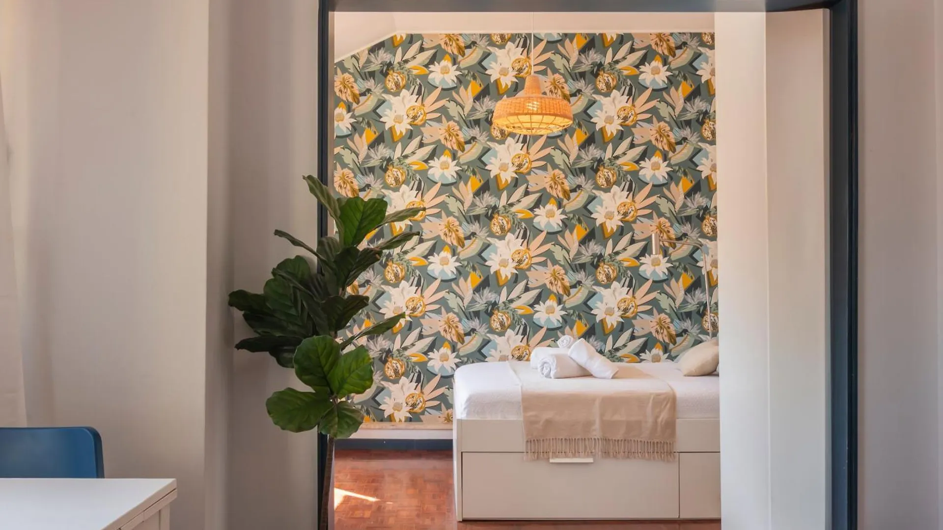 Apartment Riverfront Studio Lisbon